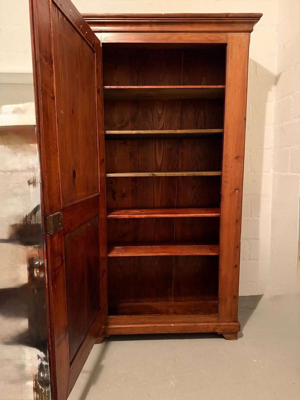 Armoires: Schrank massiv – D'occasion à Köniz par sab_mvm8 1