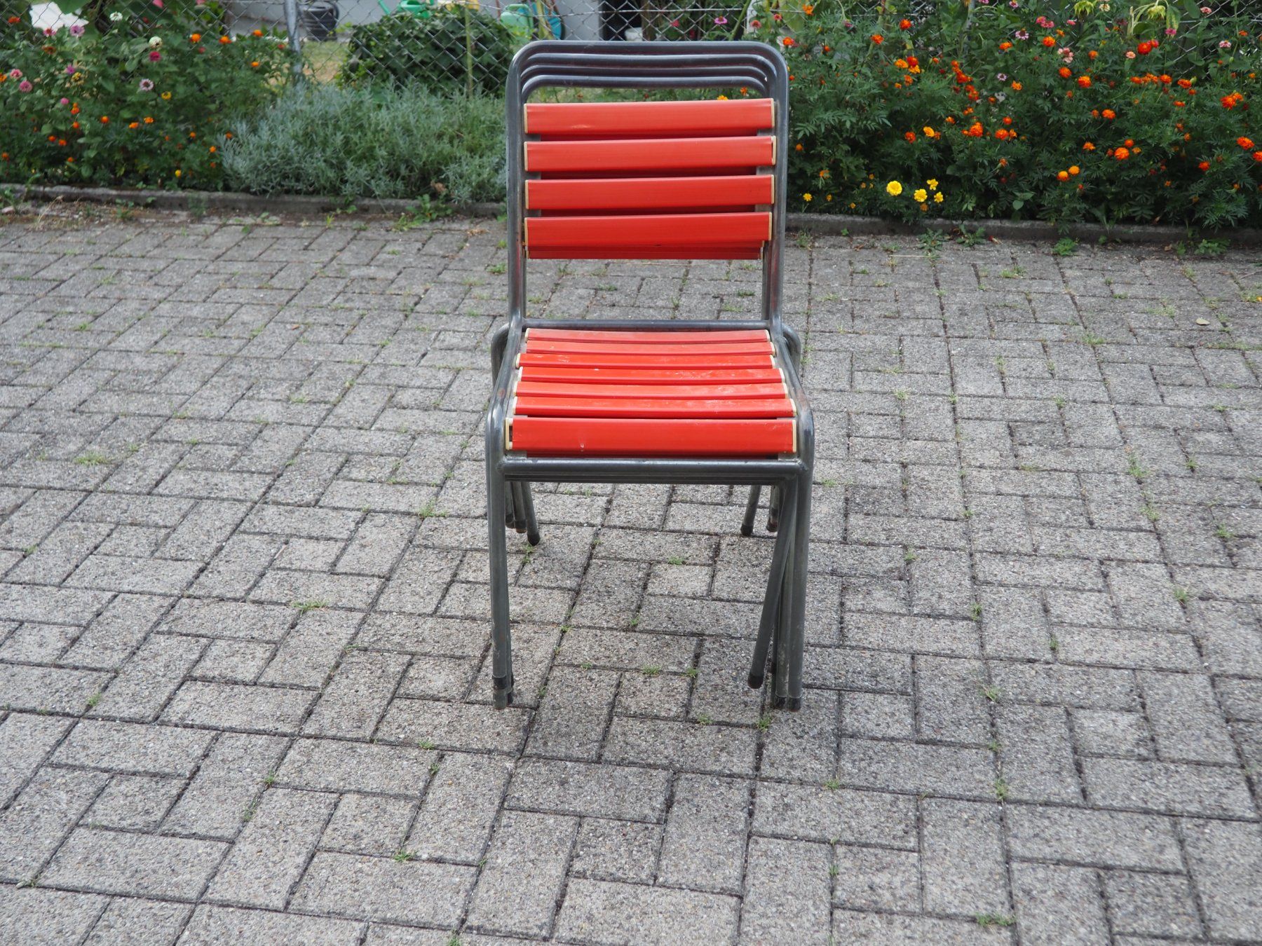 Chaises: 4 Gartenstühle, ev. Schaffner, Stapelbar – Défectueux à Schänis par Wewu 1