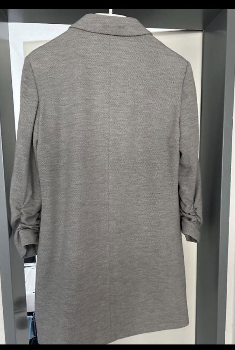 Vero Moda Jacken: Longblazer von Vero Moda, Grösse 38, grau – Neu (gemäss Beschreibung) aus Erlinsbach SO von hallon_ils_9 1