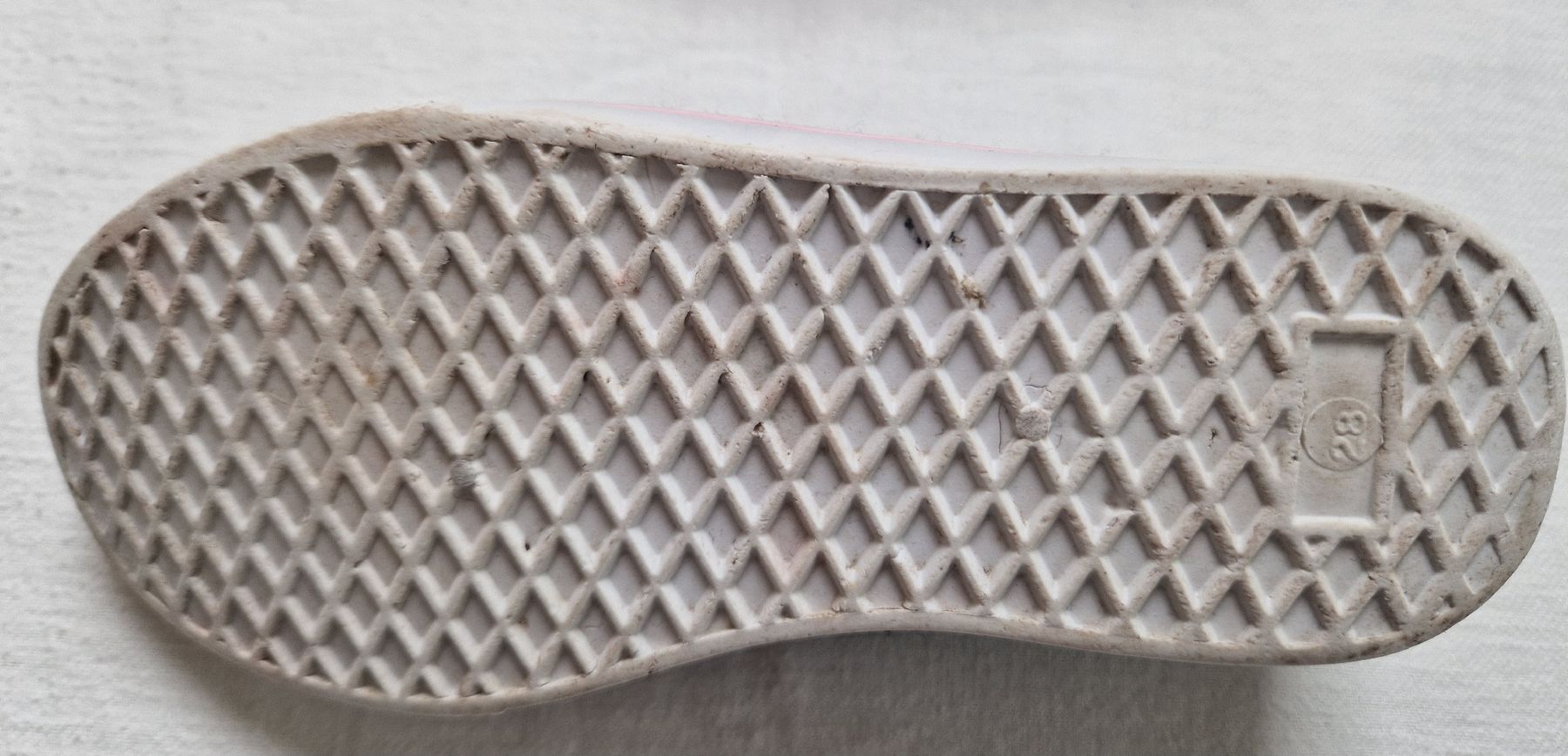 Scarpe per ragazze: Minnie Mouse Schuhe, Gr. 28 – Usato da Muri b. Bern venduto da rol_xtf8 4