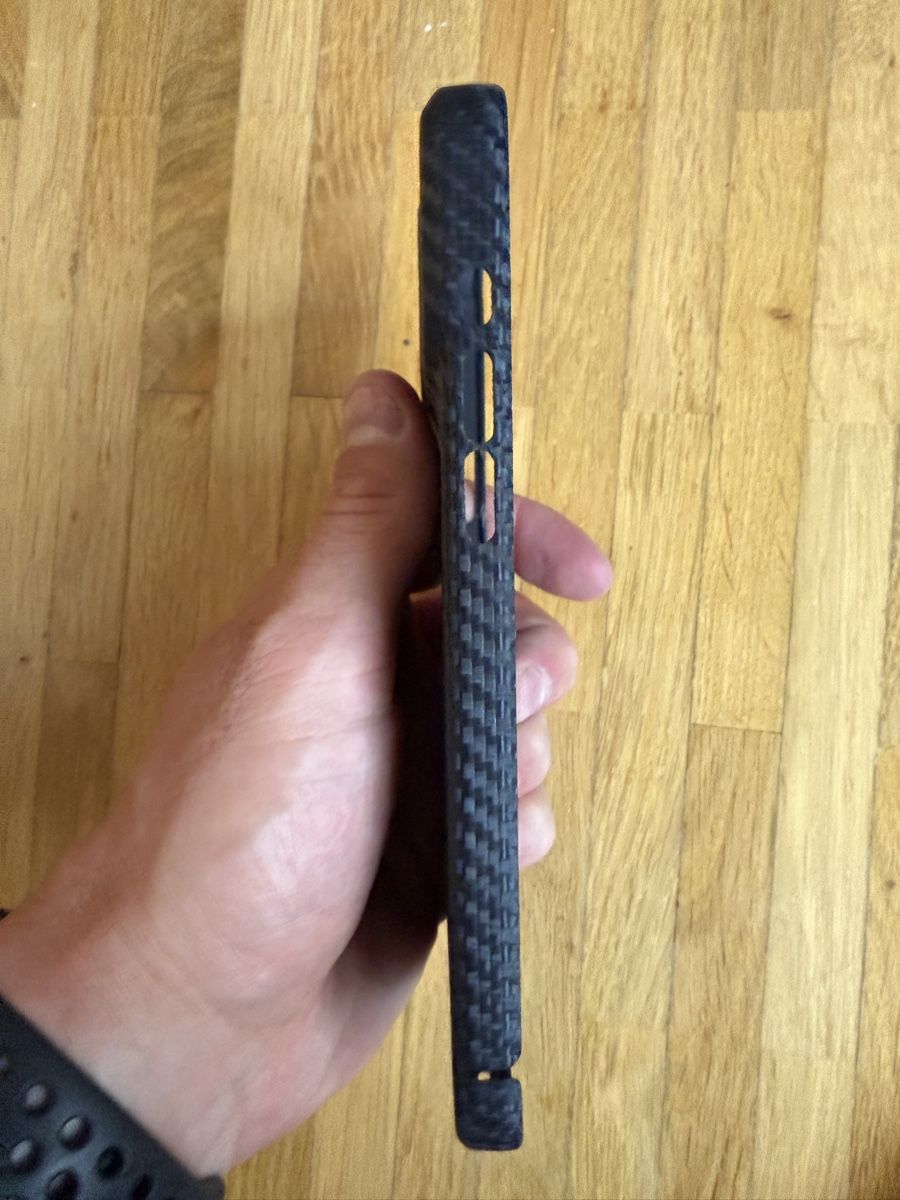 Apple Coques & Protection écran: Carbon hülle nevox 17 pro max – D'occasion à Studen BE par FLURIBOY1 3