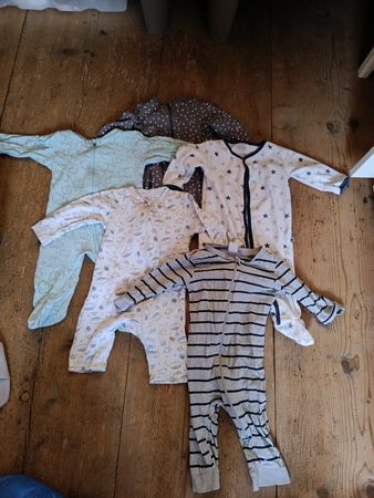 Kleiderpaket Pyjama Schlafanzug 74/80 H&M Baby Smile