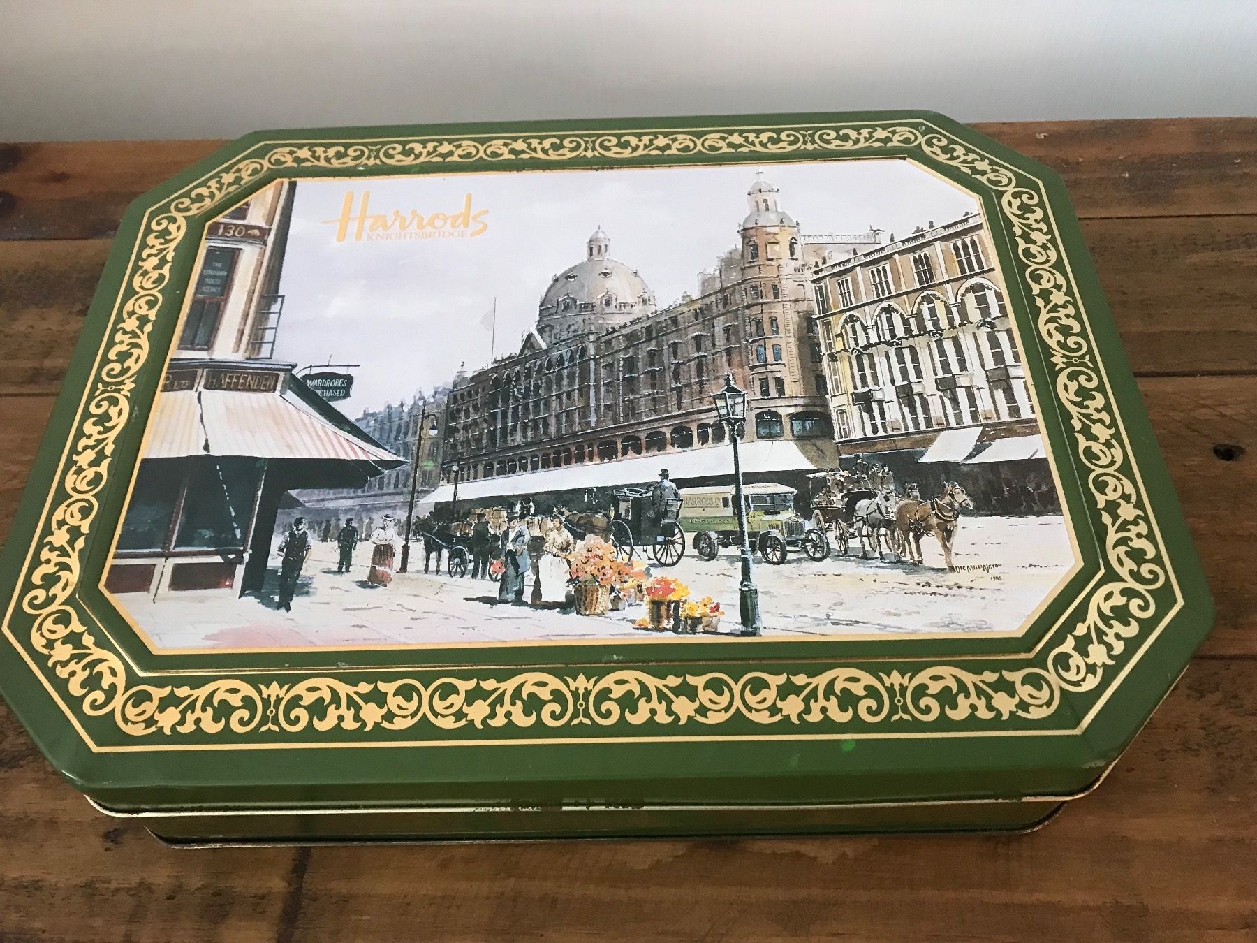 Barattoli: Blechdose  Harrods – Usato da Rapperswil SG venduto da cosiba01