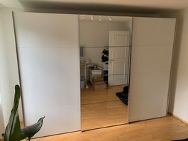 Kleiderschrank weiss 3-teilig, Schwebetüren mit Spiegel