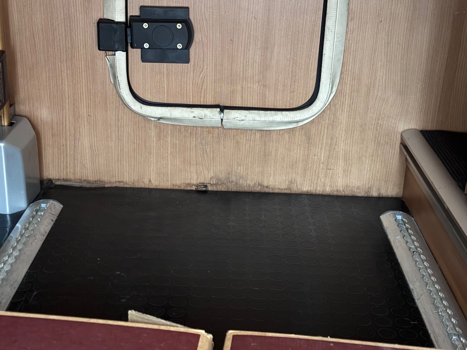 Chausson Veicoli da campeggio: Camping-car Chausson 6 places – Difettoso da Diesse venduto da Christophe76 9