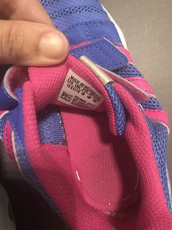 Scarpe per ragazzi: Adidas Schuhe – Usato da Lausen venduto da mirip86 2
