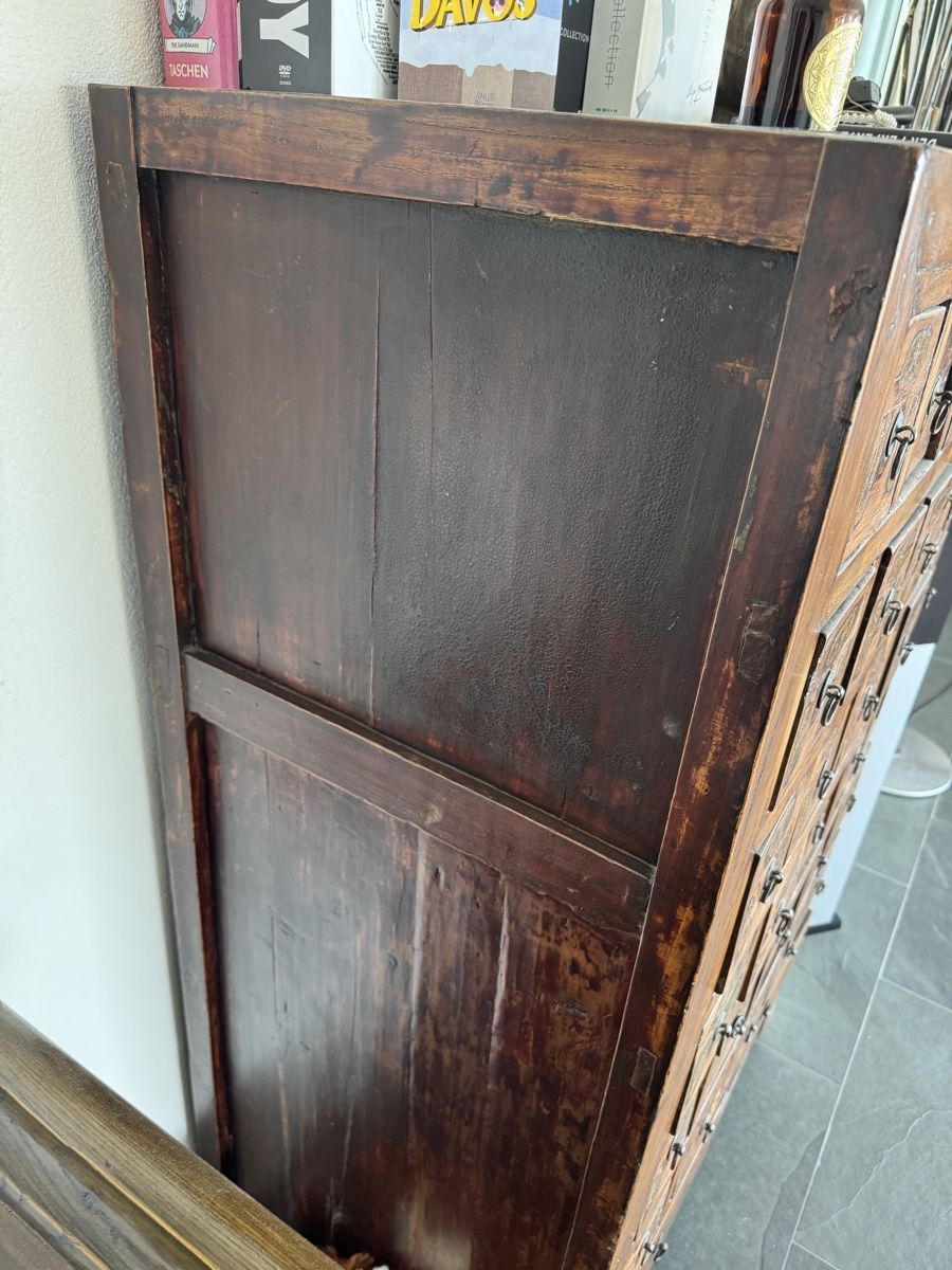 Armadi: Antiker chinesischer Apothekerschrank – Usato da Horgen venduto da Herb69 1