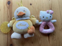 Peluche canard Chicco et hochet Hello Kitty bon état