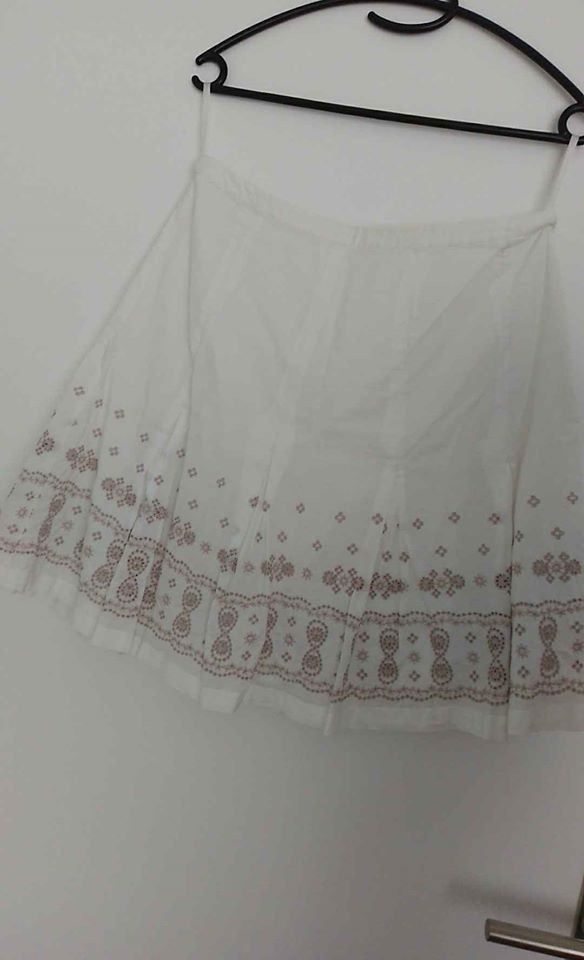 Vestiti: Cute dress woman – Usato da Killwangen venduto da natszp