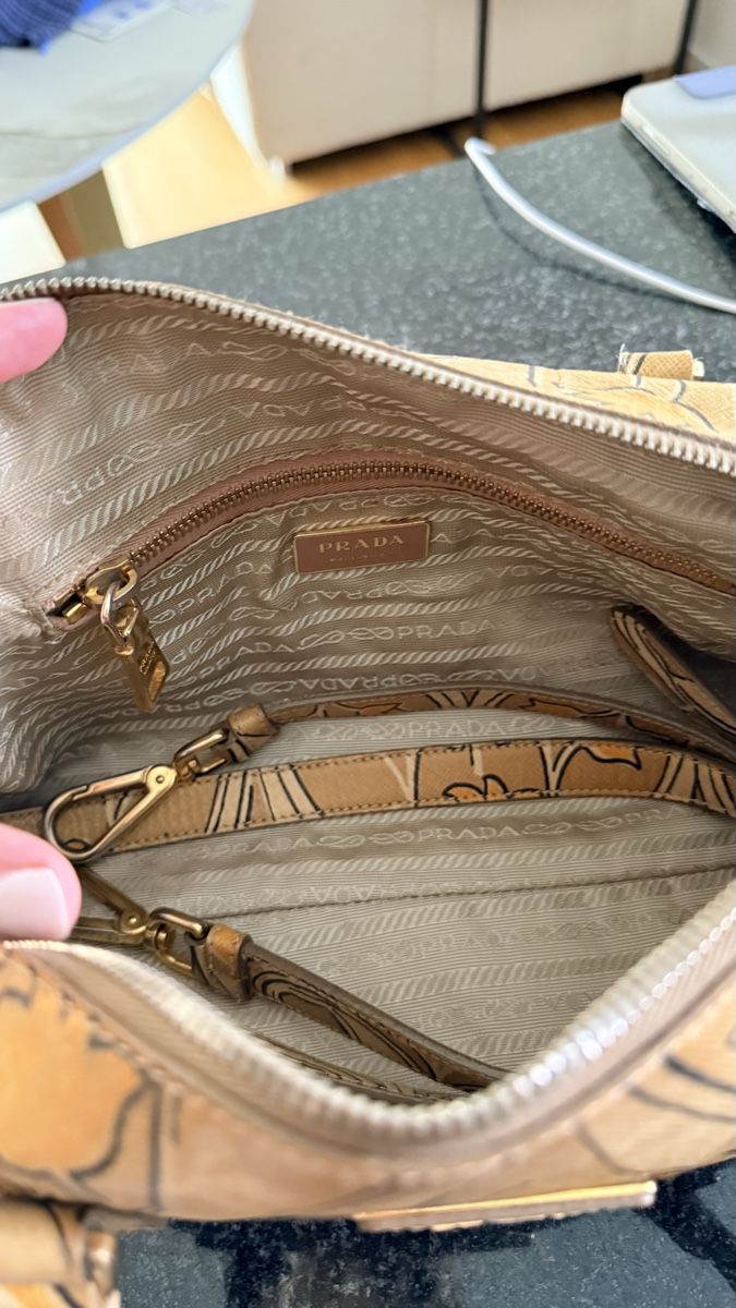 Prada Borse da donna: Vintage Prada Tasche  – Usato da Döttingen venduto da SenKirman 2