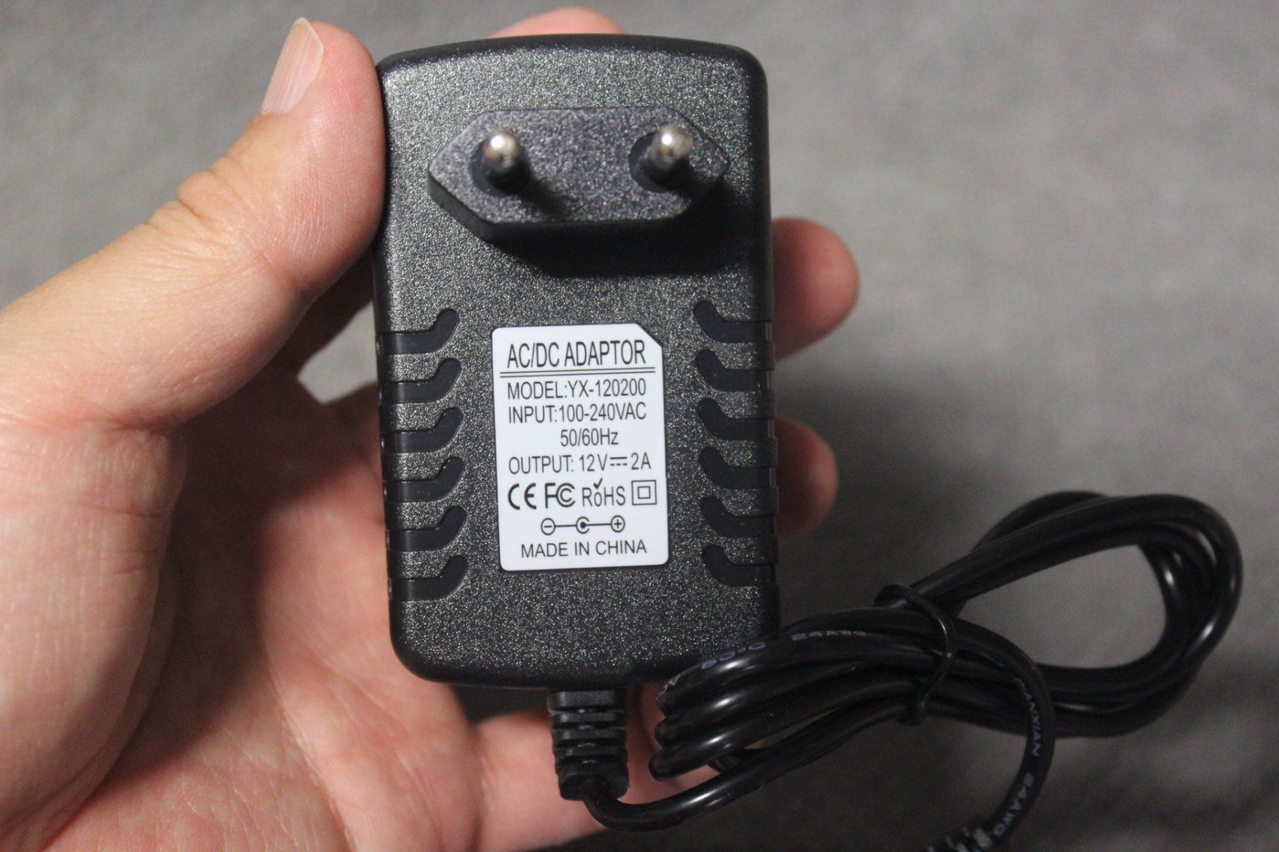 Caricatori & Batterie: 12V 2A AC/DC 24W Transformator Power Adapter Ladegerät – Nuovo (secondo la descrizione) da Kirchdorf AG venduto da suntory010 1