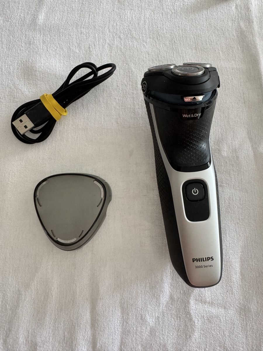 Philips Rasoi & Lamette da barba: Rasierer Philips 3000 Series – Nuovo (secondo la descrizione) da Staufen venduto da MARINTSUM