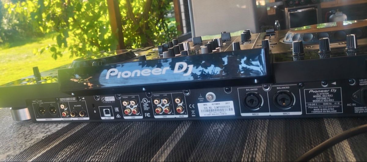 Pioneer Console di mixaggio: Pioneer XDJ-RX2 – Usato da Rickenbach venduto da Corot72 2