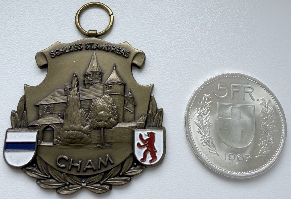 Medaglie: Schöne Medaille Schloss St. Andreas Cham Wappen Emaille – Usato da Sissach venduto da Valeriika 2