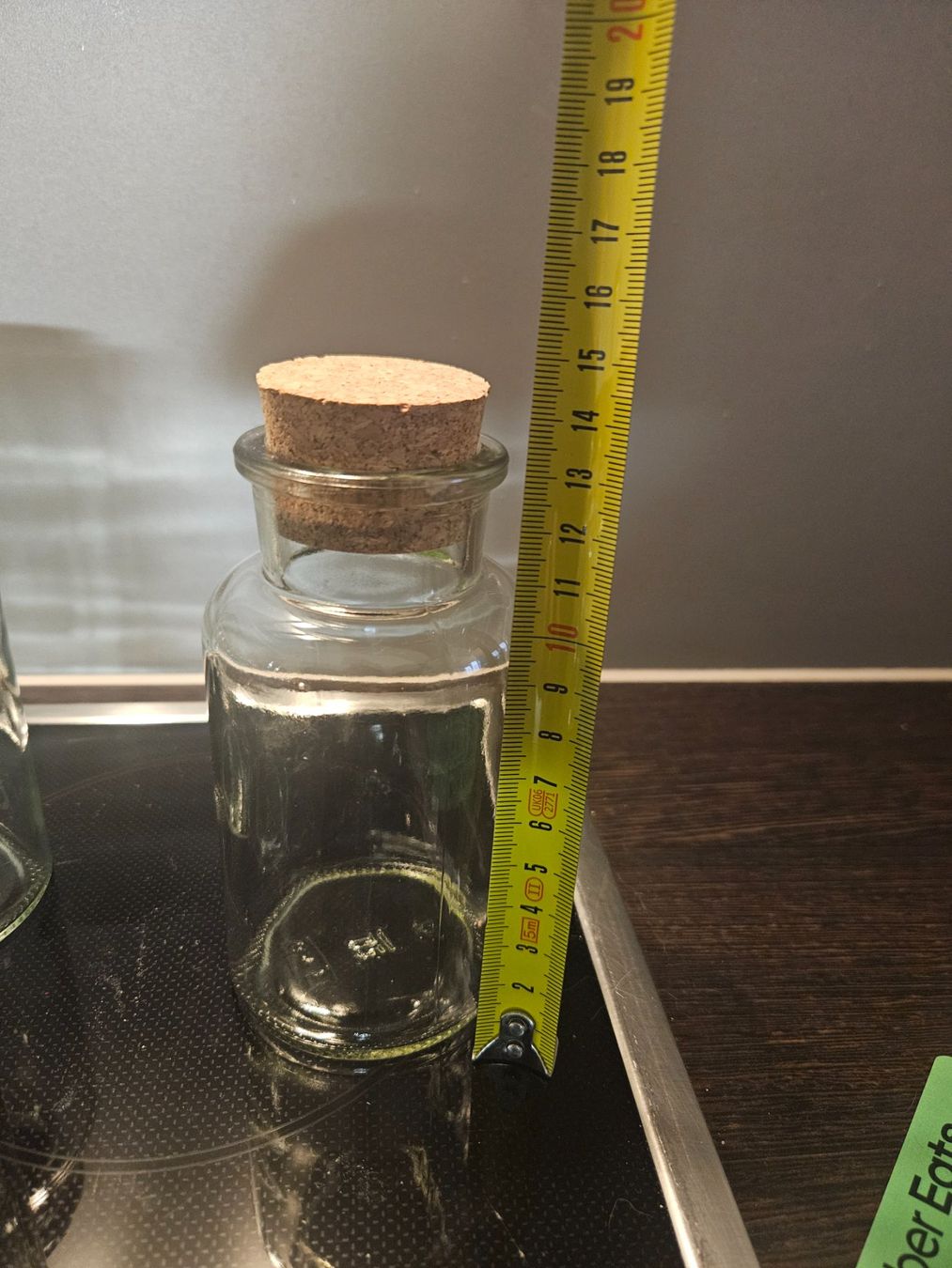 Bicchieri: Glas mit Korken – Usato da Luzern venduto da KleinkramLuzern