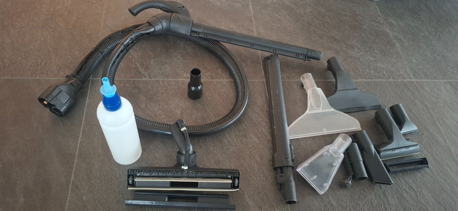 Pulitori a vapore: Dampfreiniger Alpha DD4000 Double Drive Dampfsauger – Usato da Einsiedeln venduto da bachi7000 3