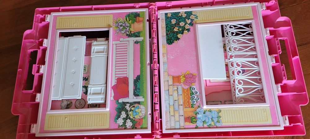 Maison barbie clearance mallette