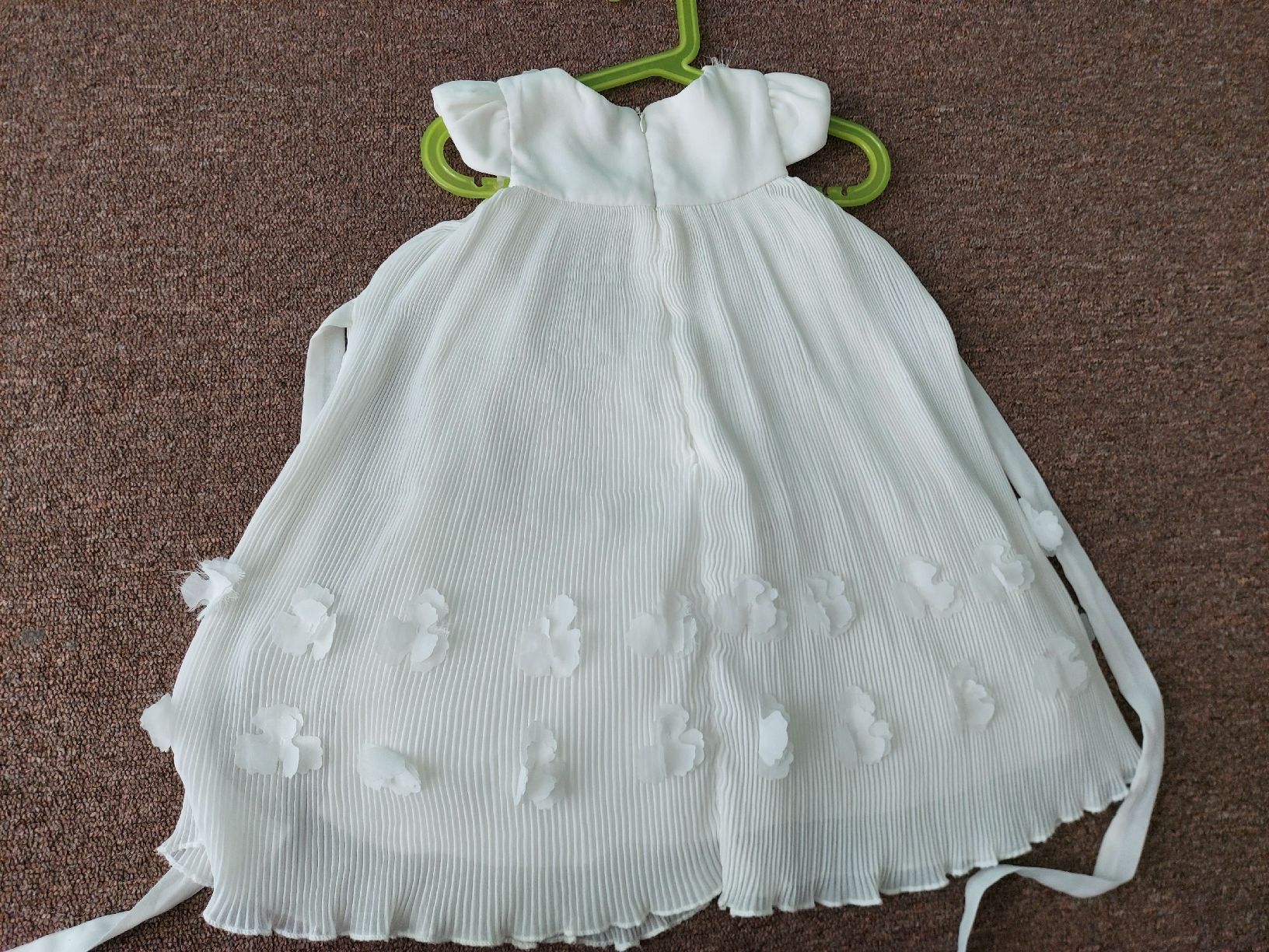 Vestiti & Gonne: Kleid. – Usato da Glattpark(Opfikon) venduto da Uthyla 3