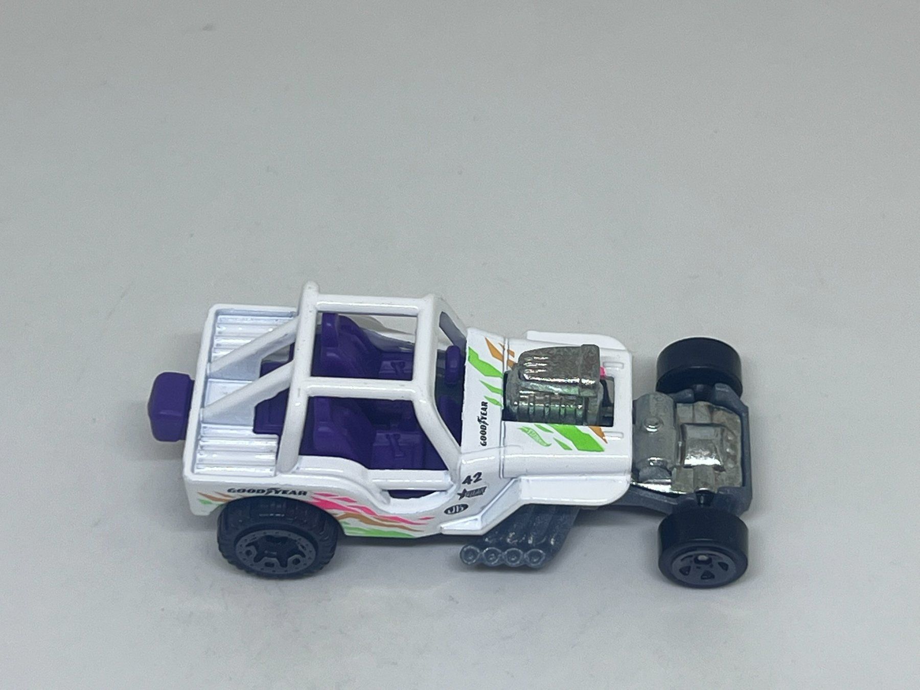 Hot Wheels Modellini d'auto: Hot Wheels '42 Willys MB #25 – Usato da Wildegg venduto da LaaBoutique 1