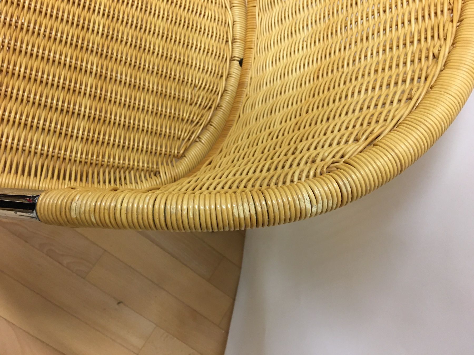 Sessel: Rattan Stuhl mit verchromtem Gestell – Gebraucht aus Olten von ELHANDEL 6