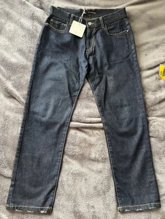 New jeans from Italy 🇮🇹 size S/M