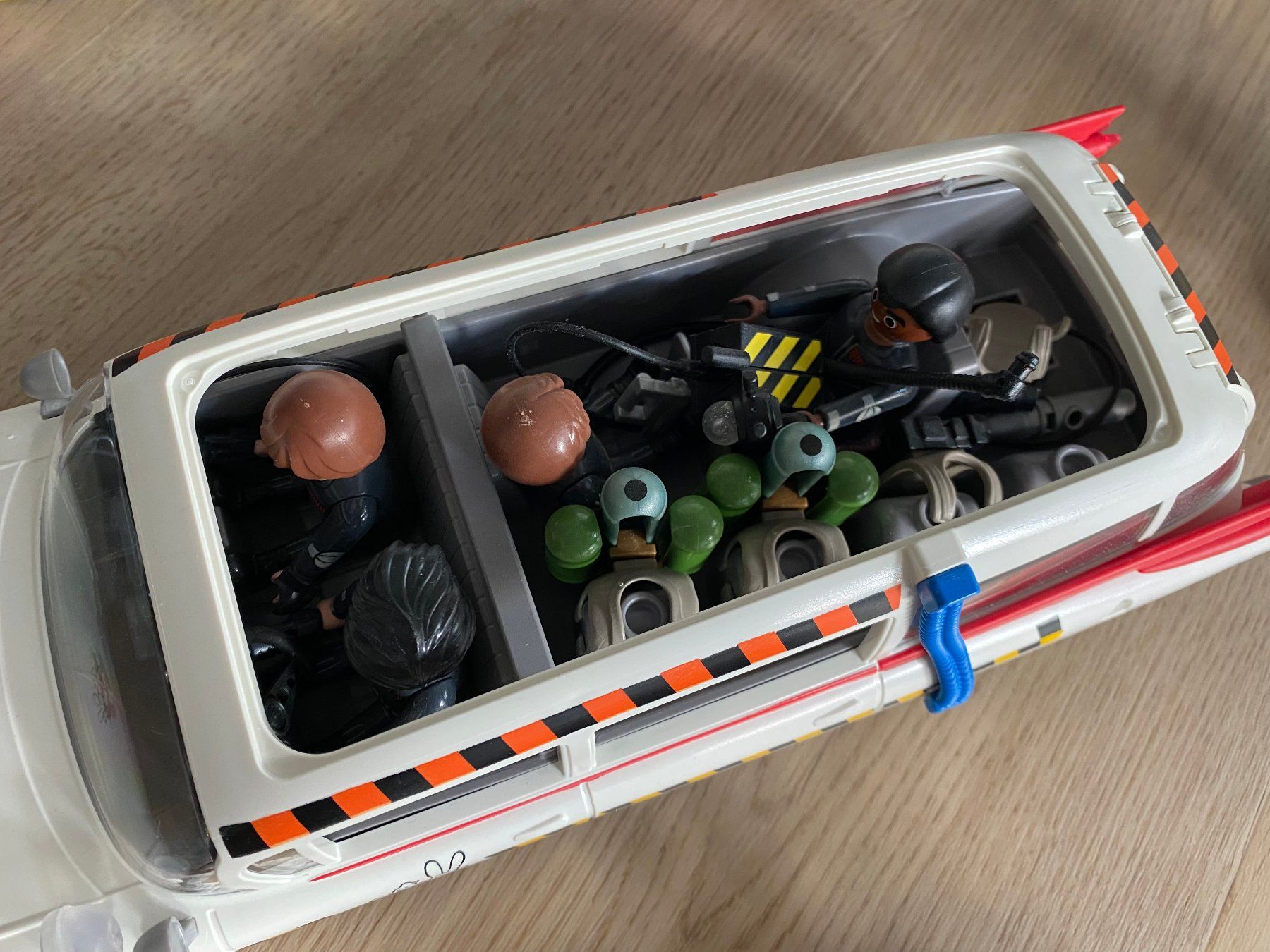 Playmobil Giocattoli: Playmobil Ghostbusters Ecto-1A und Marshmallow Man – Nuovo (secondo la descrizione) da Wetzikon ZH venduto da BackToRetro 4