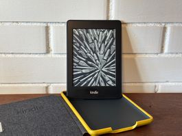 Kindle Paperwhite 2, Wi-Fi, 2GB, avec étui, état impeccable
