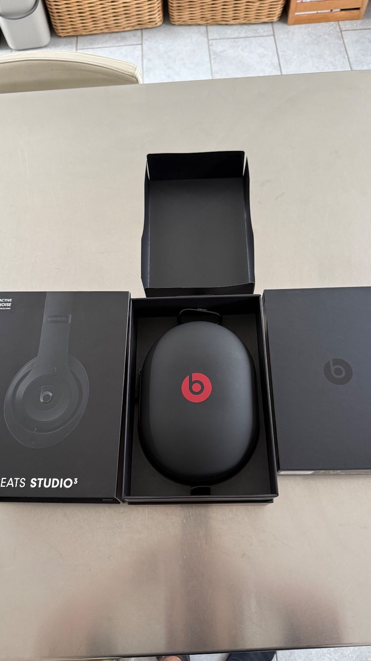 Beats Casques audio: Beats Studio 3 – D'occasion à Bourguillon par not_8ntm 1