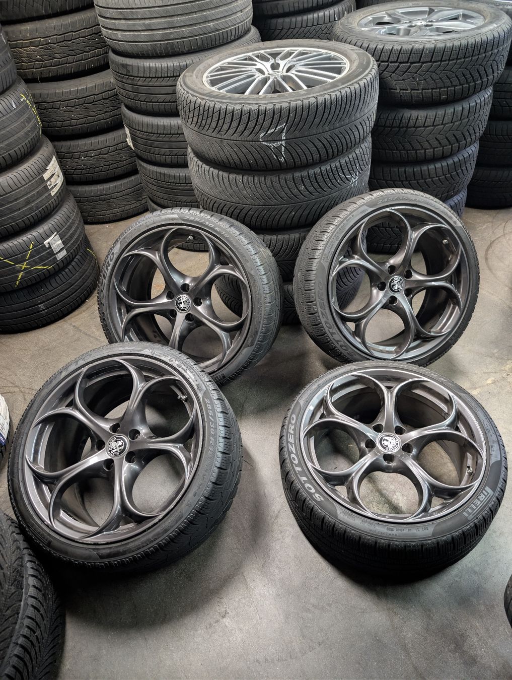 Jantes: Alfa romeo Felgen  – D'occasion à Dürrenäsch par Pneu-Idris