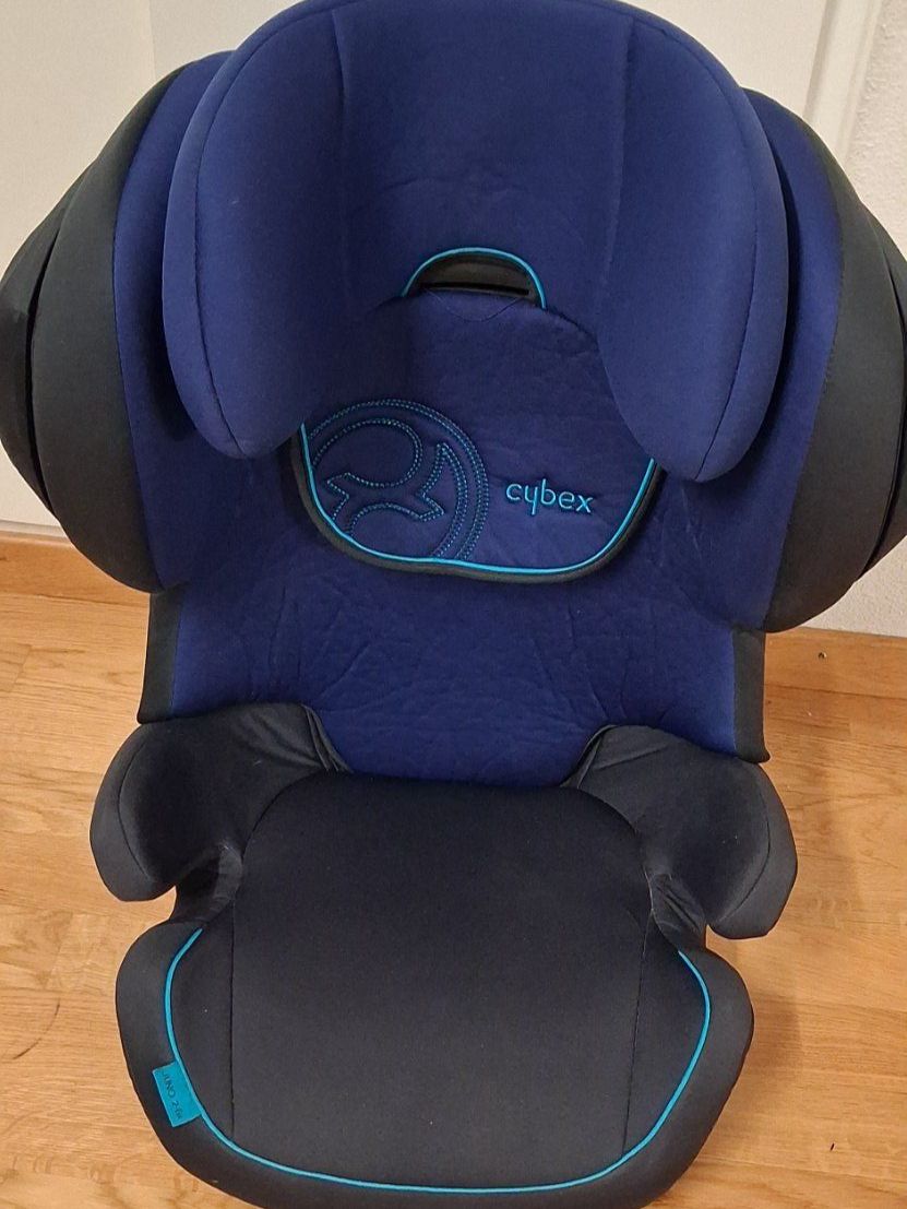 Cybex Seggiolini per auto: Kindersitz Cybex Juno 2-Fix blau schwarz – Usato da Bern venduto da KavIndustries 2