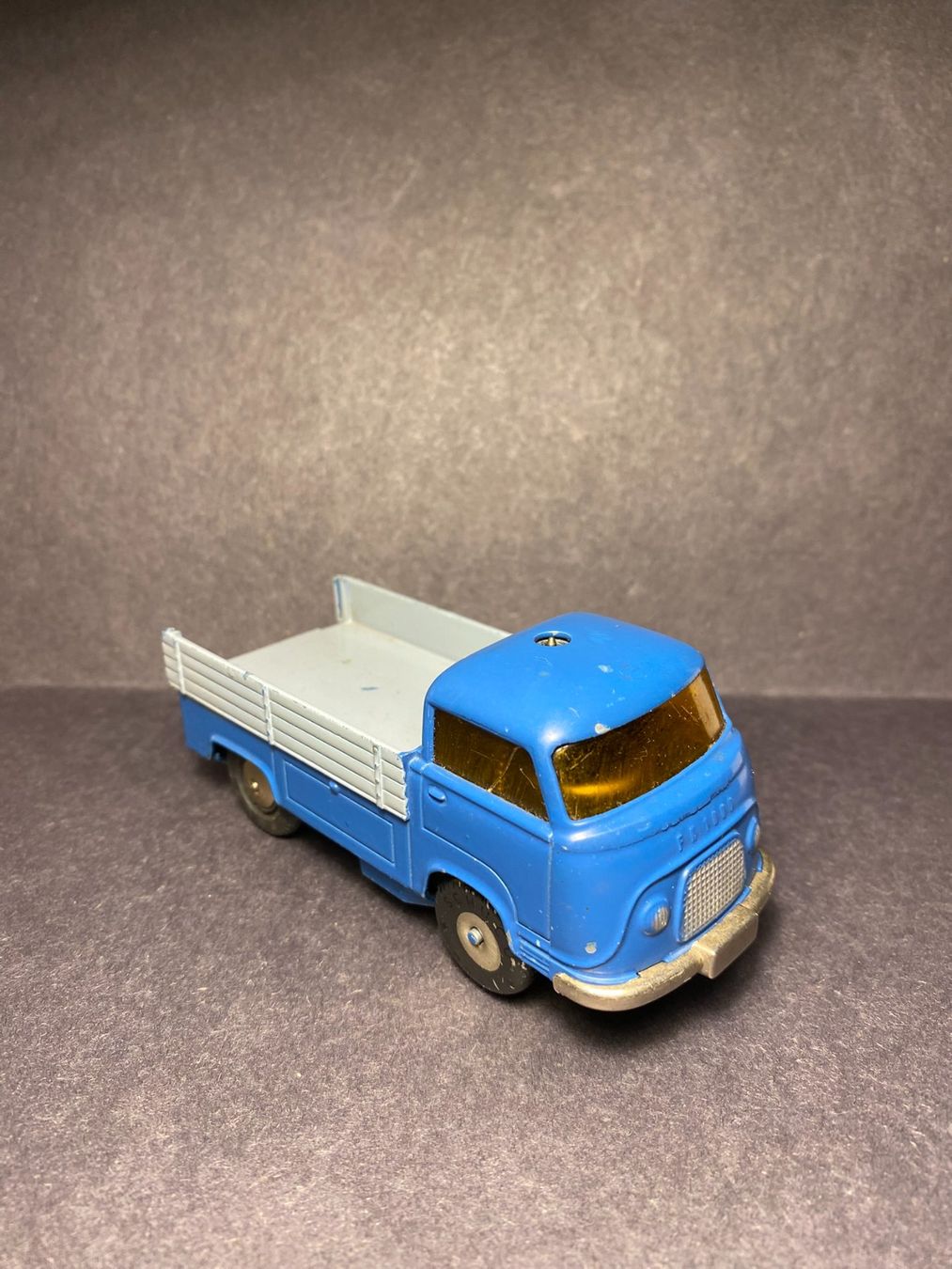 Schuco Modellautos: Ford FK 1000 Transit - Schuco 2099 – Gebraucht aus Spiez von Mlandcruiser 6