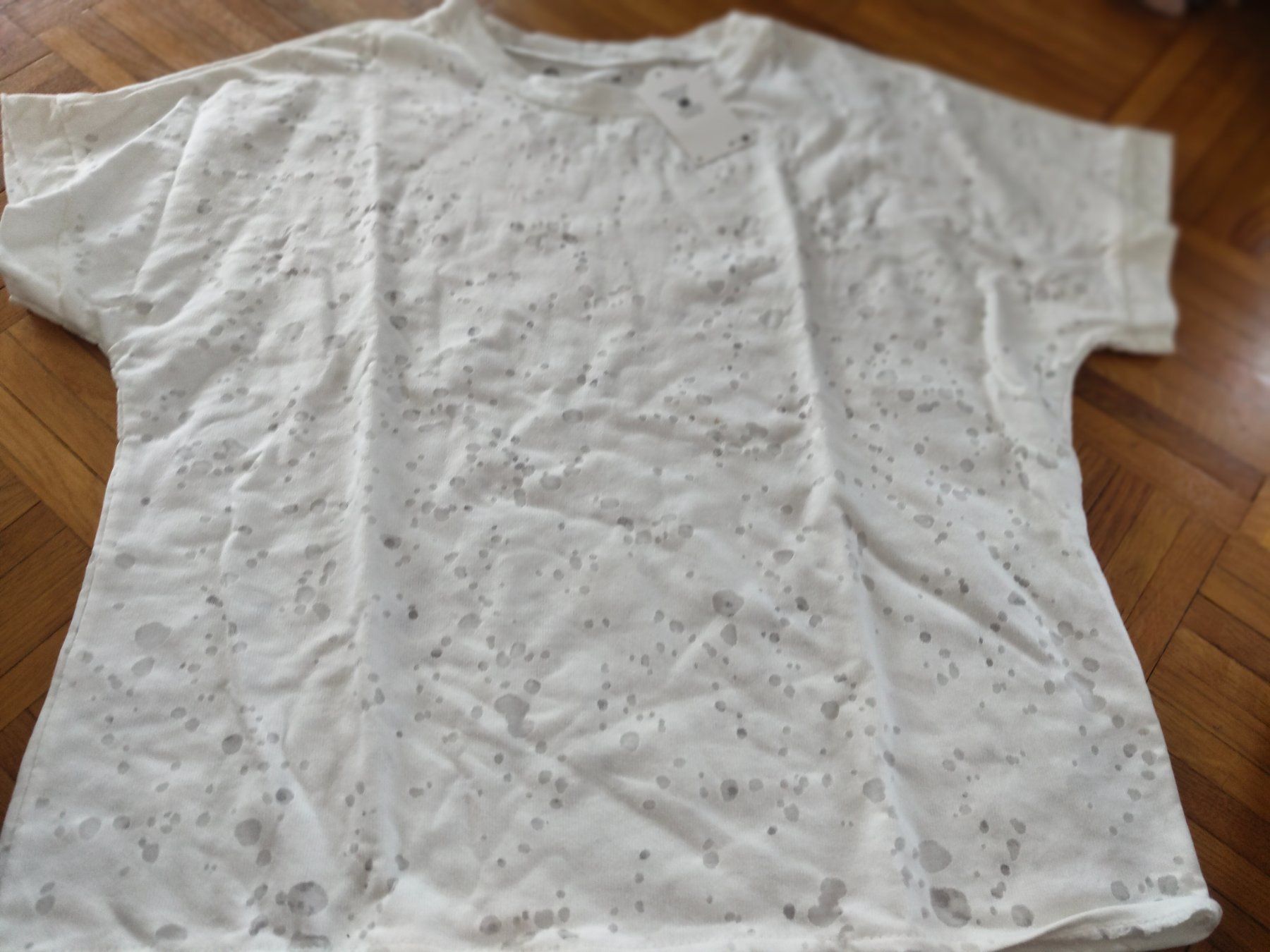Lotti di vestiti: Ensemble – Nuovo e nell'imballaggio originale da Grand-Lancy venduto da ana_7y2f