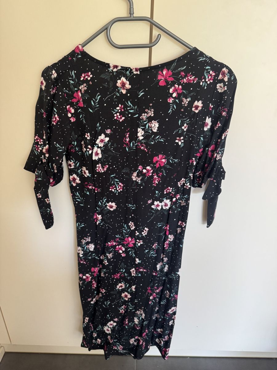 Esprit Vestiti: Sommerkleid Blumenmuster S EDC by Esprit NEU – Nuovo (secondo la descrizione) da Oberglatt ZH venduto da jul_nhy7 1