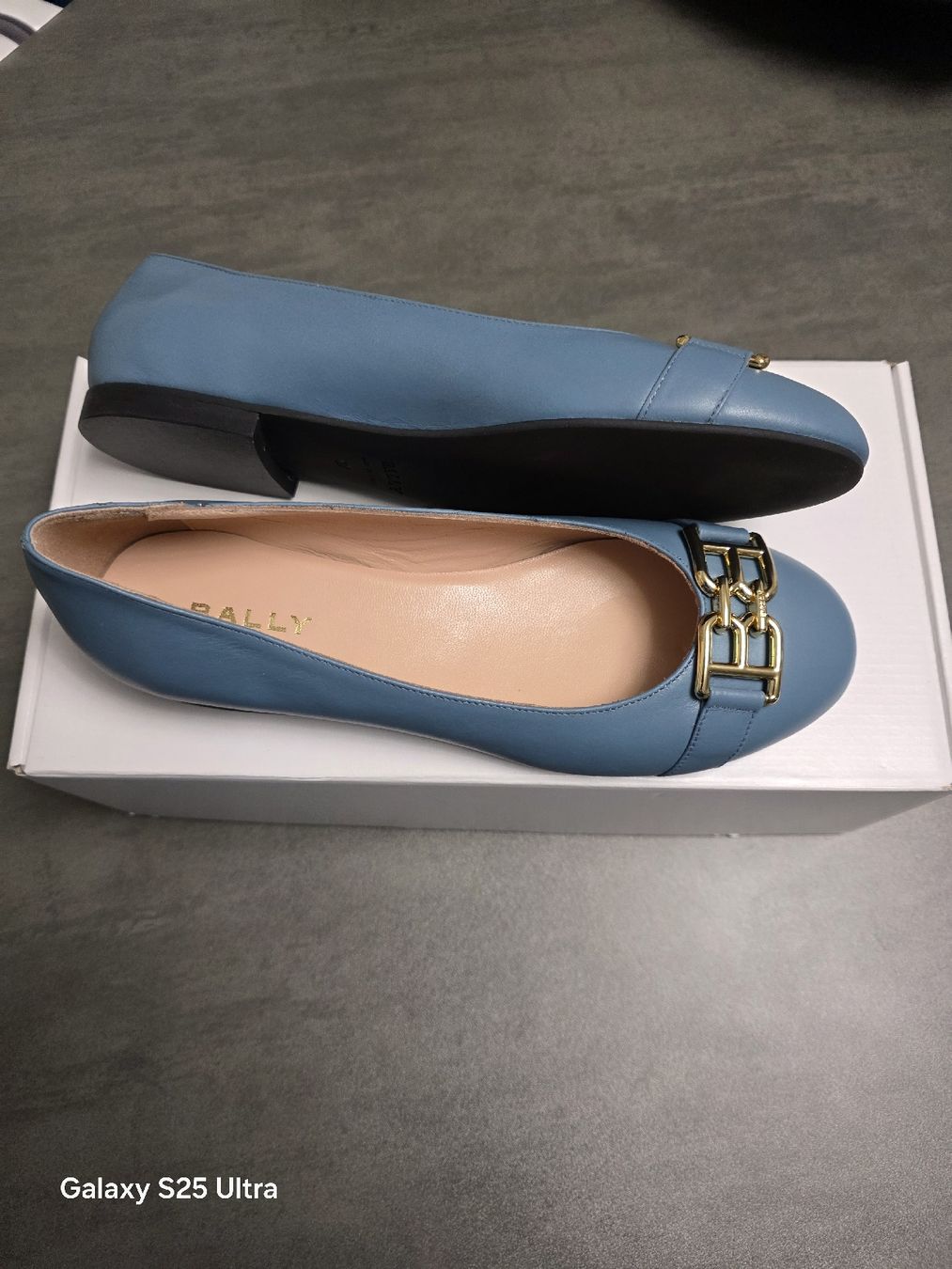 Bally Scarpe da donna: Bally Ballerinas Gr. 37 Leder Hellblau. – Nuovo (secondo la descrizione) da Kölliken venduto da ann_vf62 4