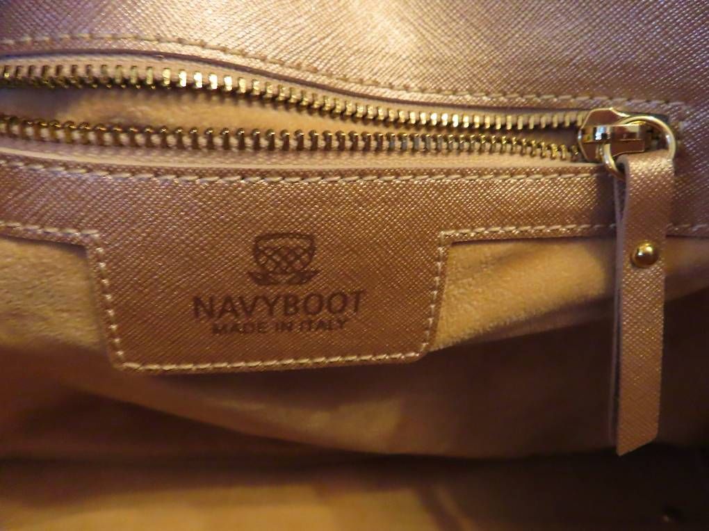 Sacs femmes: Sac NAVY BOOT – D'occasion à La Sarraz par jaccardmar 4