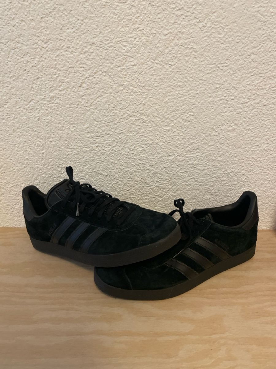 Adidas Scarpe da uomo: Baskets Adidas noir homme  – Usato da Biel/Bienne venduto da flo_sy9q