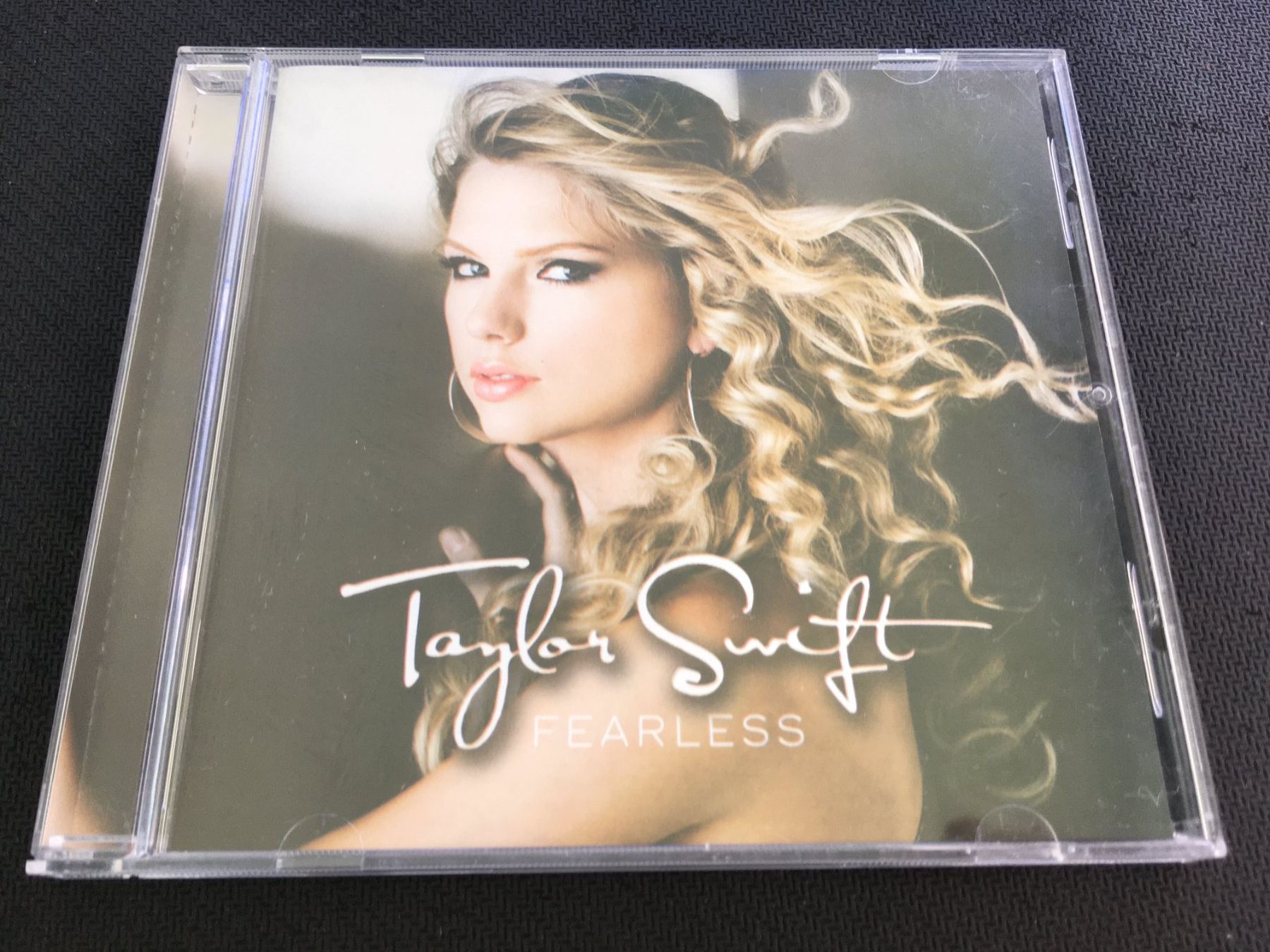 CDs: Taylor Swift - Fearless -CD- – Gebraucht aus St.Gallen von MedienJoe