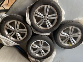 Winterradsatz VW Tiguan 2.0D 235/55 R18 Continental guter Zu
