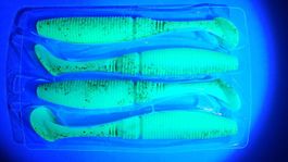Gummifisch - Toxic River 15cm UV aktiv