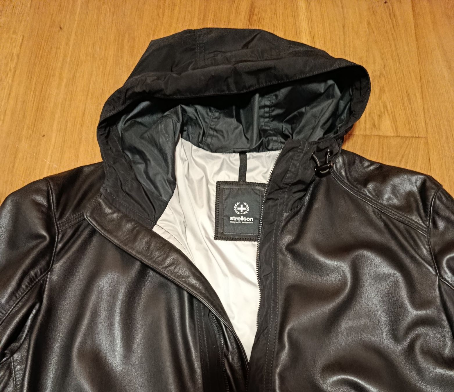 Strellson Jacken: Strellson Lederjacke mit Kapuze – Gebraucht aus Unterägeri von rockundhosenusw 2
