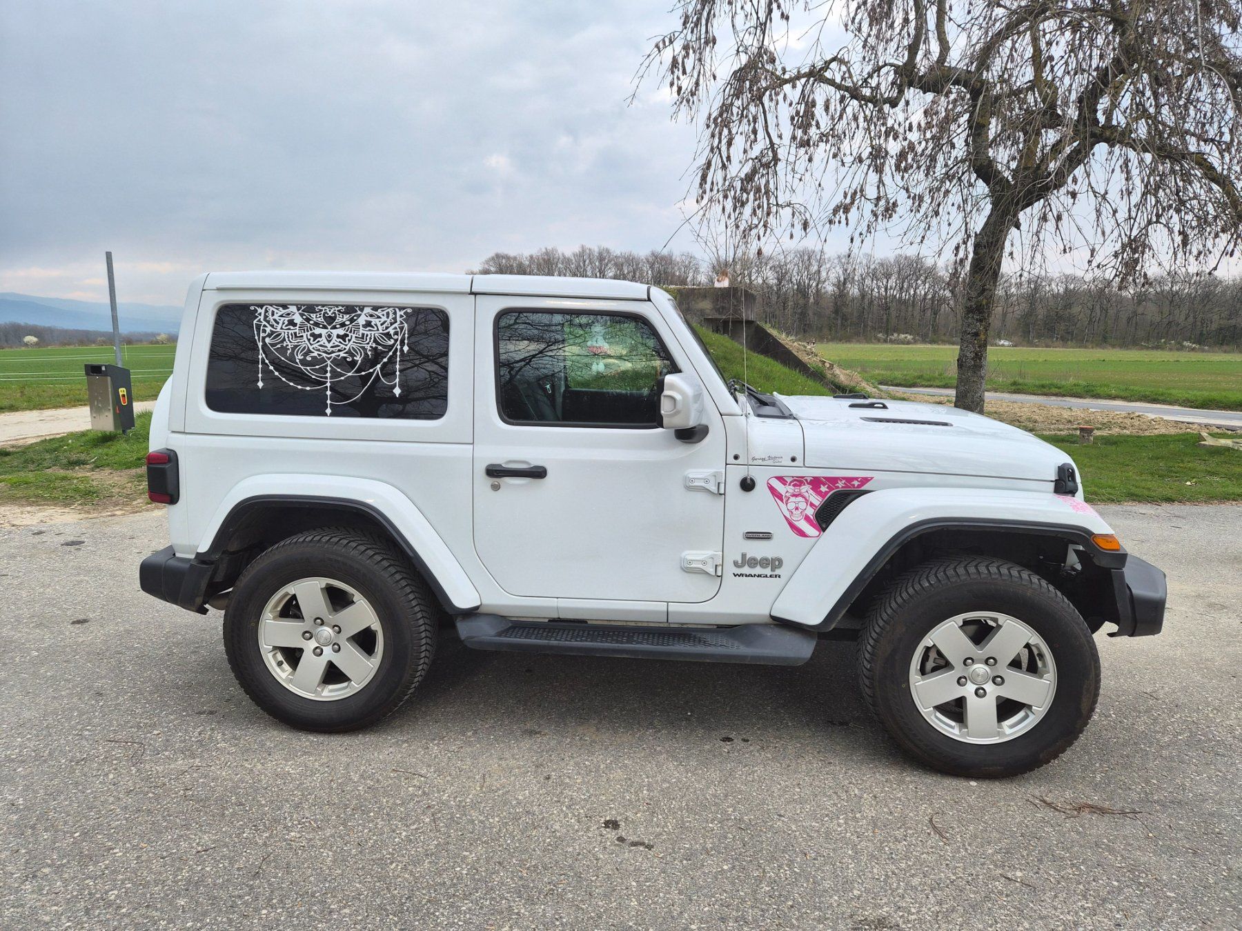 Jeep Automobili: Jeep Wrangler – Usato da Chavannes-des-Bois venduto da rainever