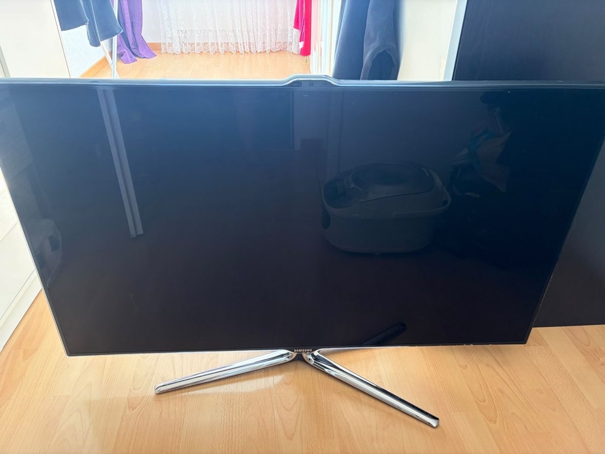 Appareils TV: TV – D'occasion à Sevelen par nan_ps5j