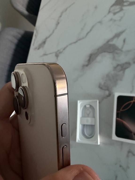 Apple Telefoni cellulari / Smartphones: iPhone 16 pro – Usato da Onex venduto da Vigo20 3