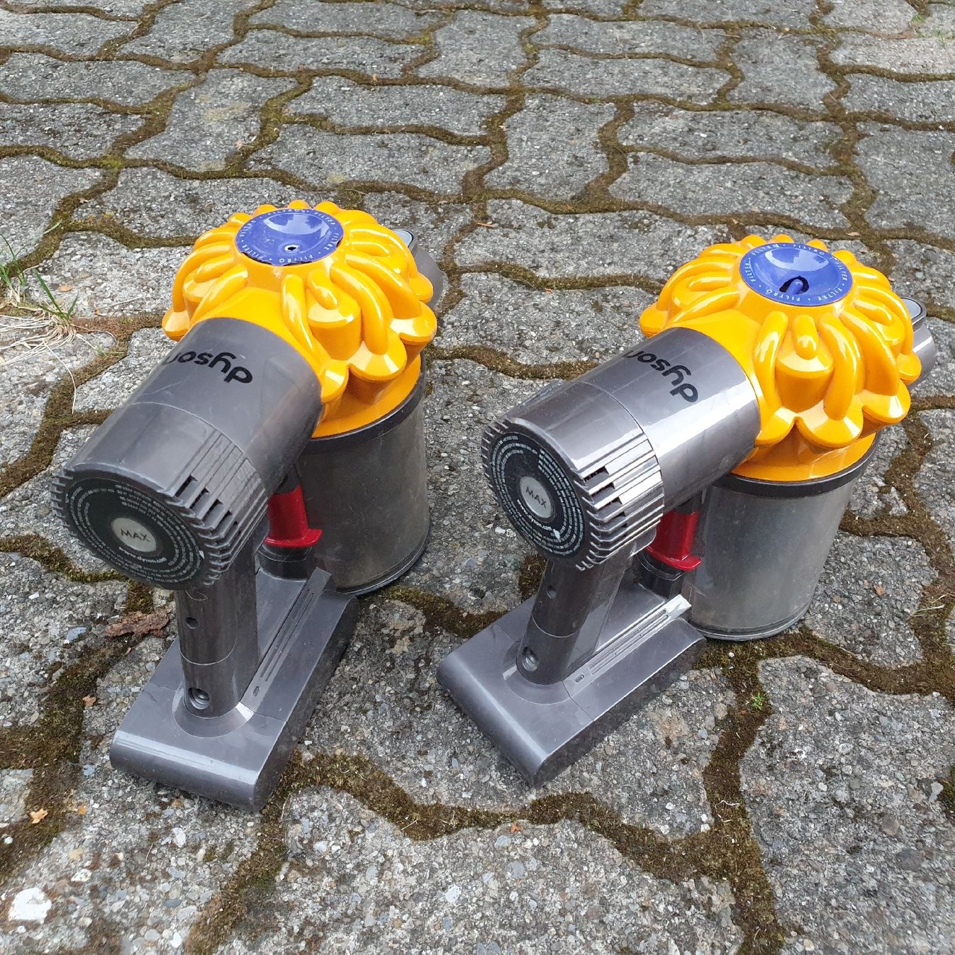 Dyson Aspirapolveri & Accessori: 2x defekt Dyson handstaubsauger – Difettoso da Val D Illiez venduto da SnowRoof 1