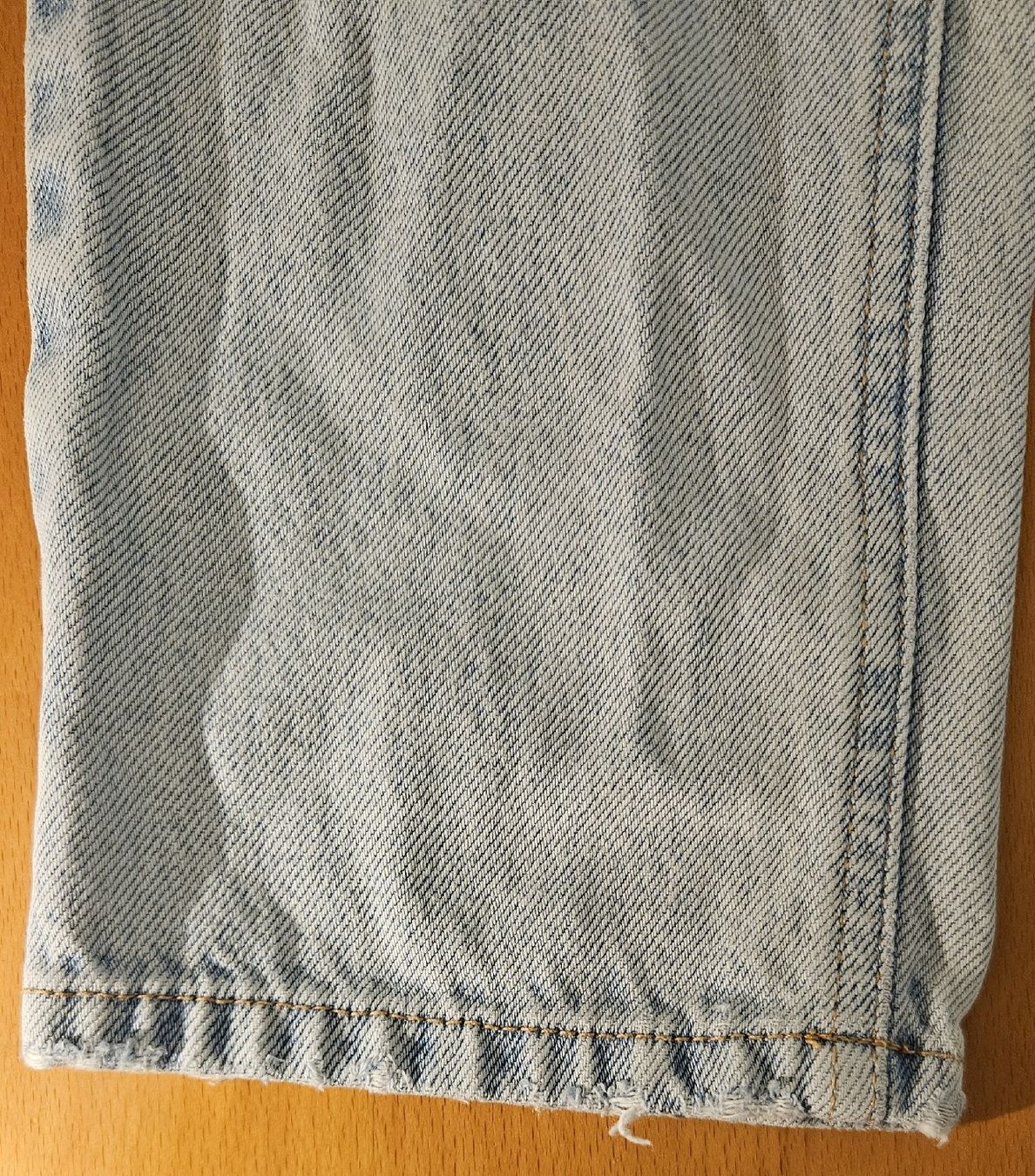Pull&Bear Jeans: Coole Mom Jeans in Hellblau, Grösse 36 Pull and bear – Usato da Wyssachen venduto da yvo_xv28 2