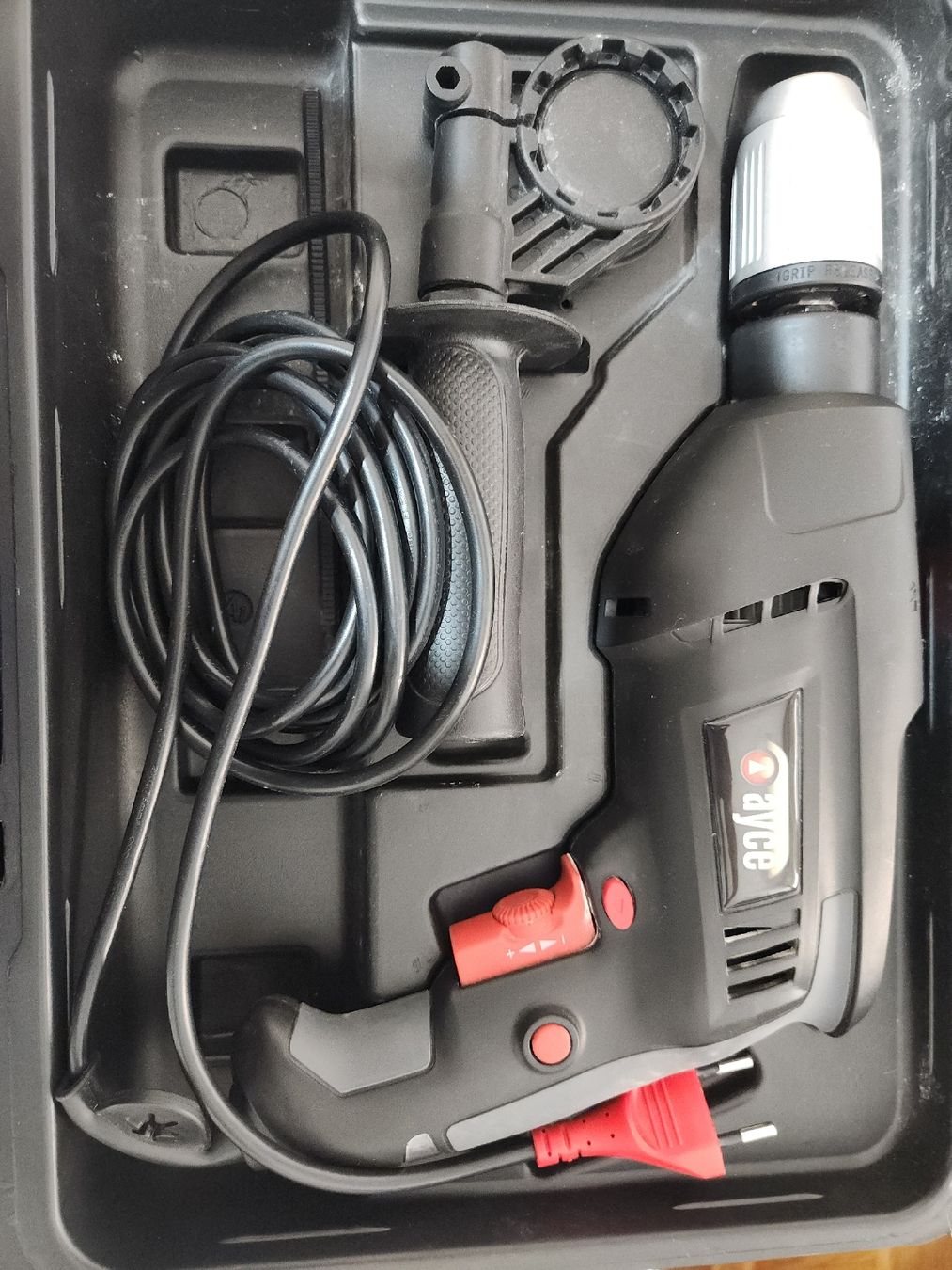 Trapani: Perceuse à percussion Ayce 600W avec coffret et forets – Usato da Meyrin venduto da rau_w7j8 1