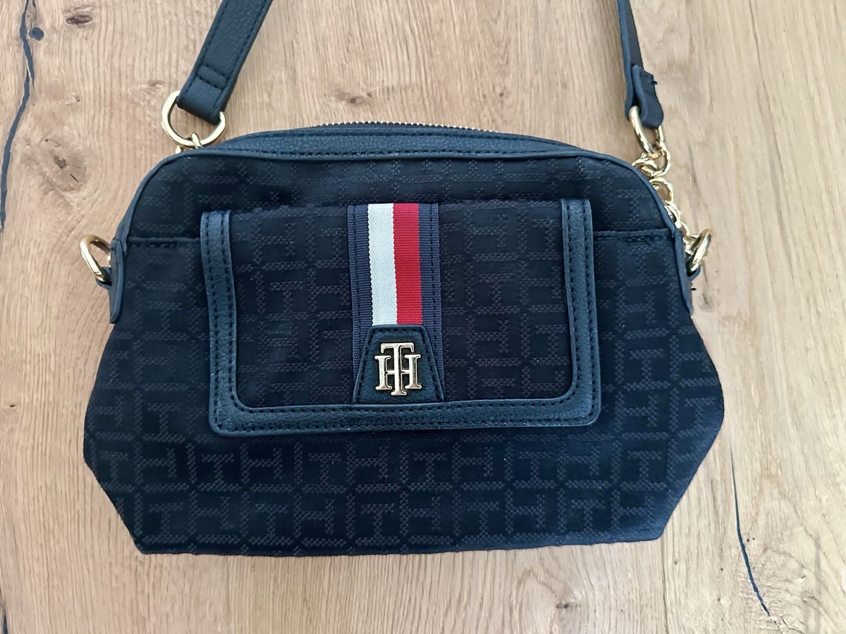 Tommy Hilfiger Borse da donna: Tommy Hilfiger Crossbody Bag – Usato da Kilchberg ZH venduto da kku_pv69 1