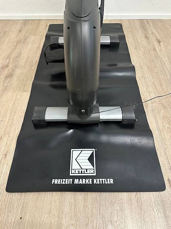 Kettler Hometrainer: Kettler Golf Pro Heimtrainer Ergometer mit Matte – Usato da Obernau venduto da Arche_Noah_Brocki 6