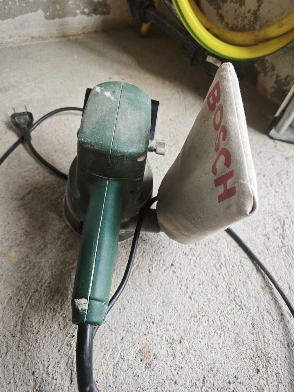 Bosch Schleifen & Polieren: Exzenterschleifer Bosch – Gebraucht aus Riedtwil von Allesmussweg- 3