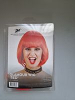 Rote Glamour Perücke perfekt für Fasnacht Neu